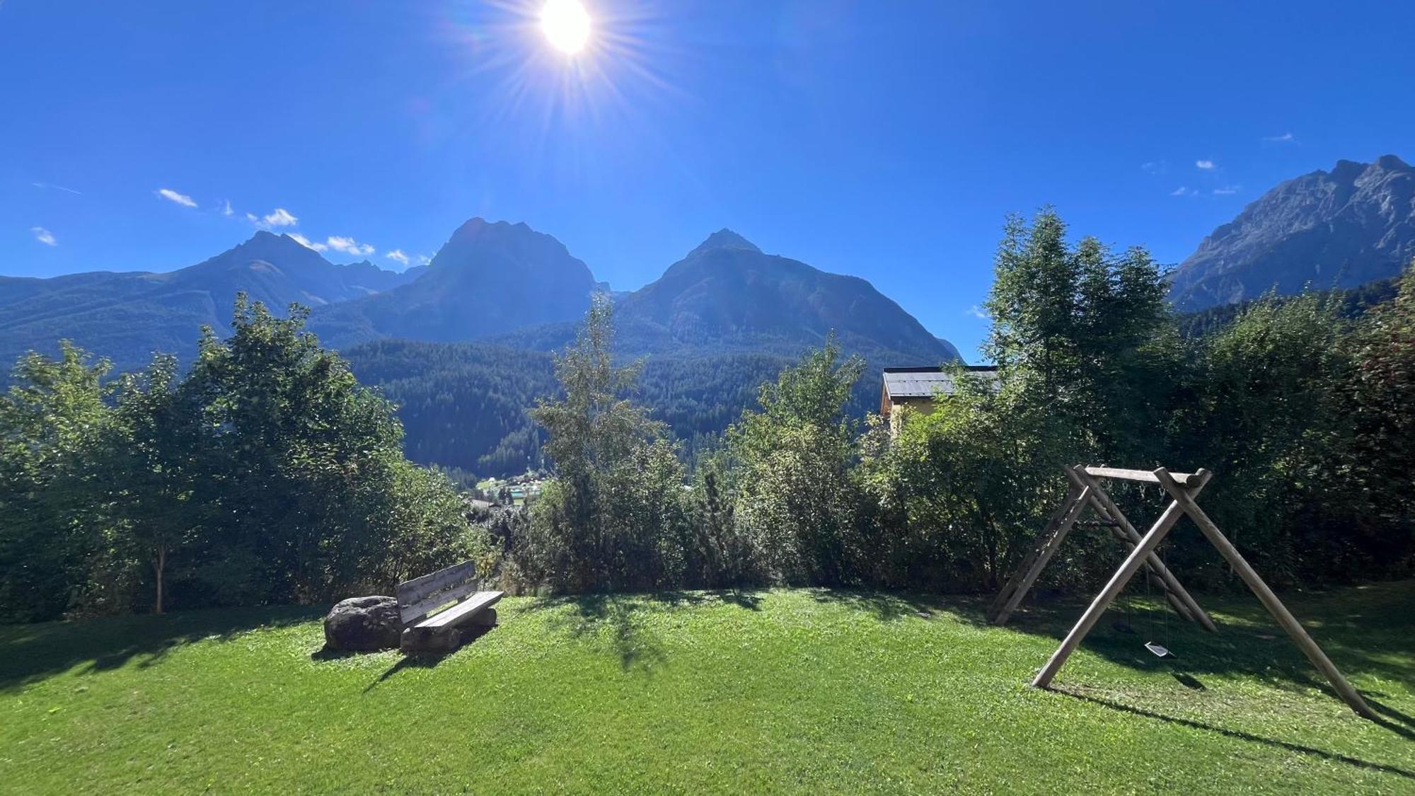 Aaa Chalet Allegra Rojo With Mountain View Scuol Exterior photo